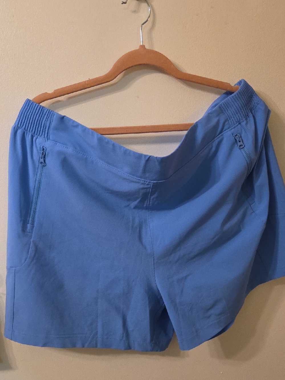 Columbia Blue Outdoor Shorts with Elastic Waistband 1X